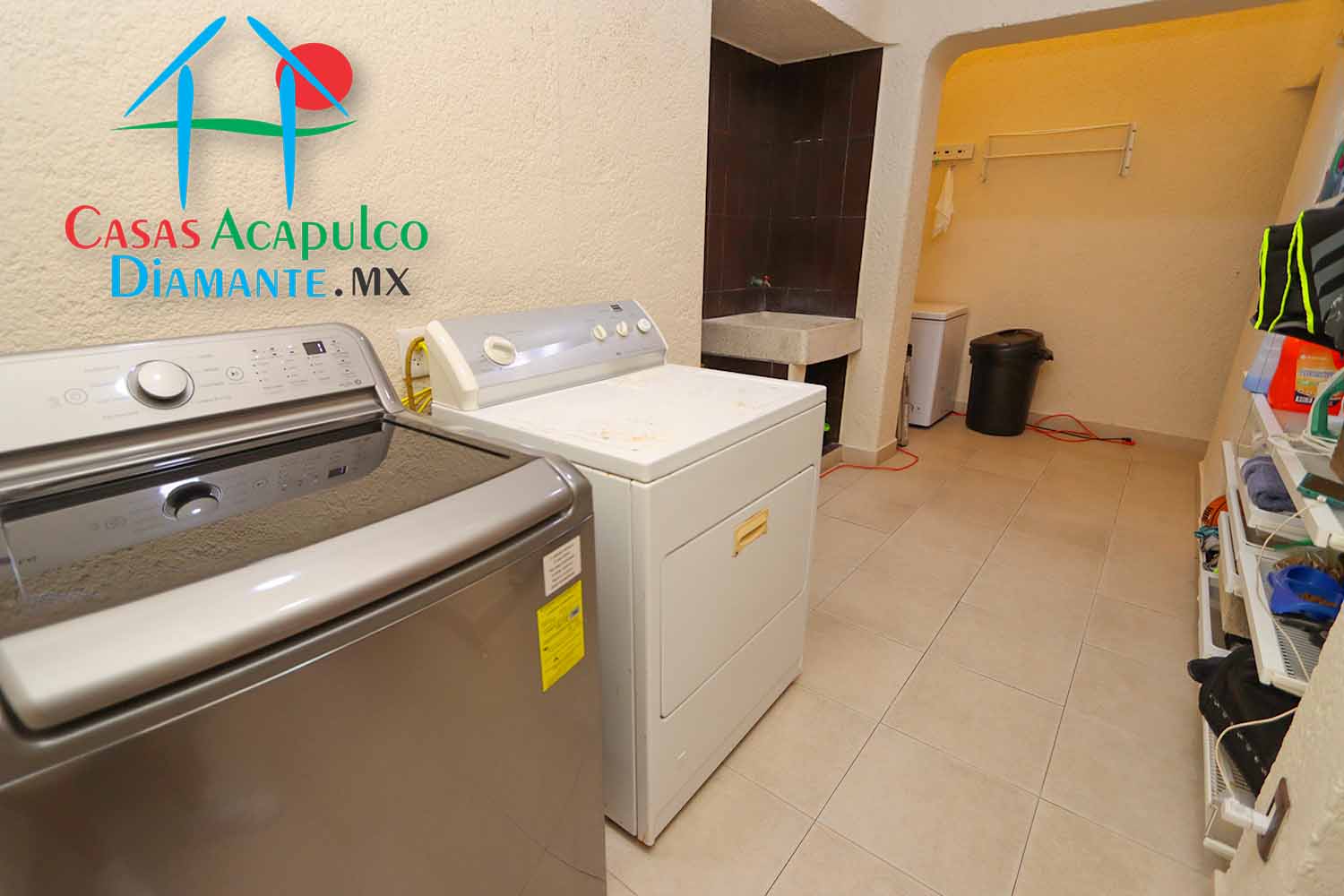 Villa Emiliano - Área de servicio 1